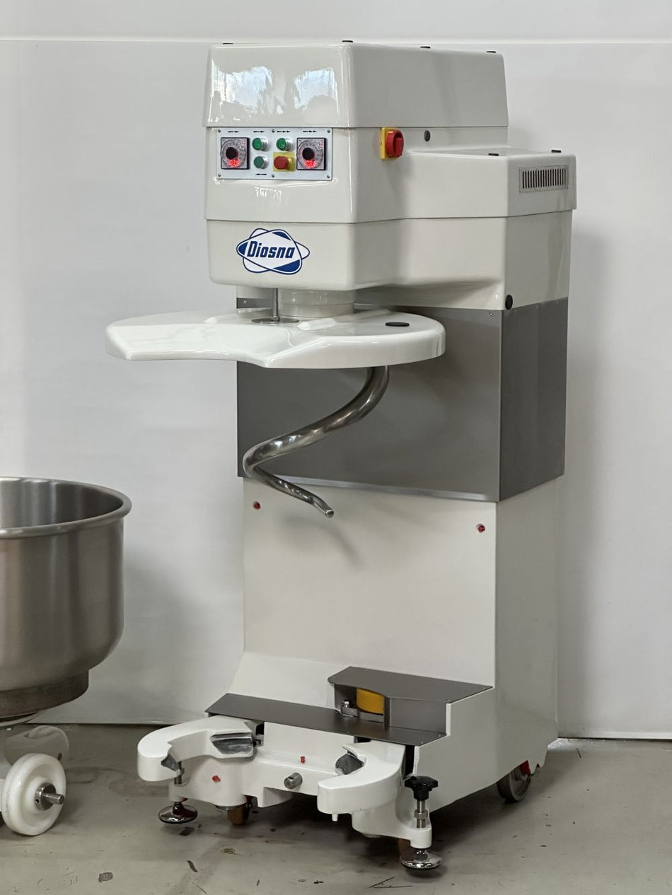 Ausfahrbarer Spiralkneter Diosna SPV 120 AD