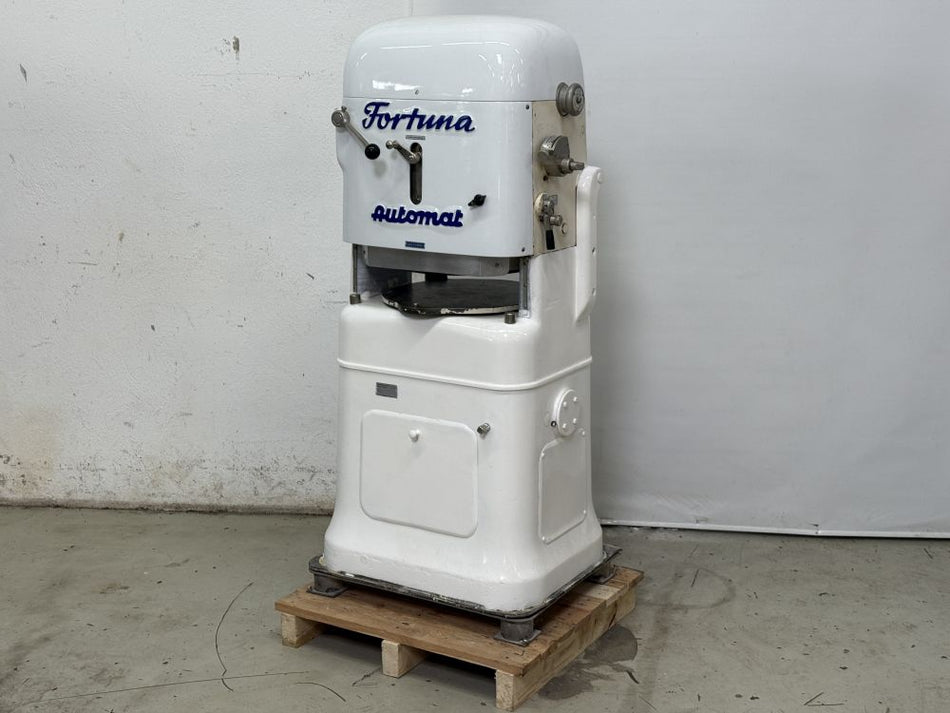 Fortuna Automatic Bread Roll Press A4