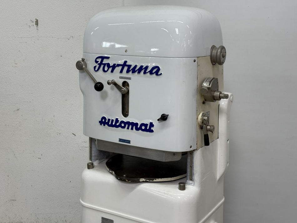 Fortuna Automatic Bread Roll Press A4