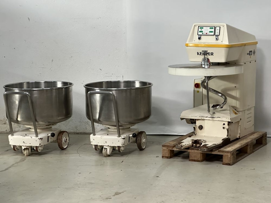 Ausfahrbarer Spiralkneter Kemper ST 75 AE