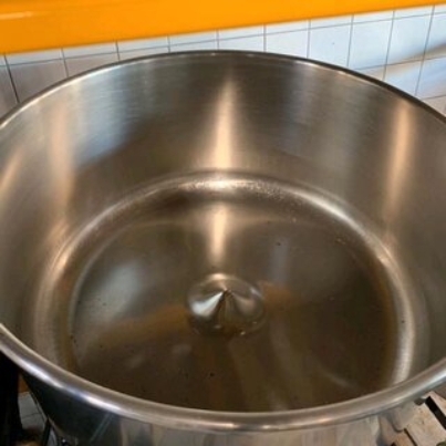 movable-bowl-for-spiralmixer-boku-sk-200~2